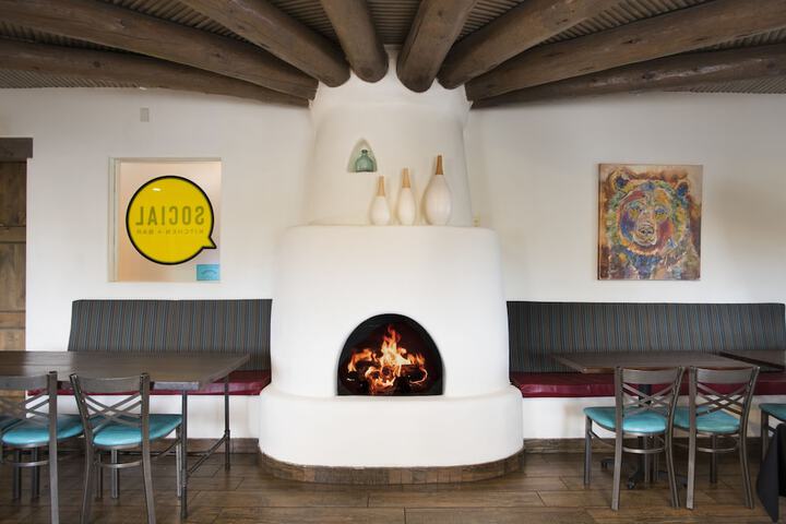 Breakfast area