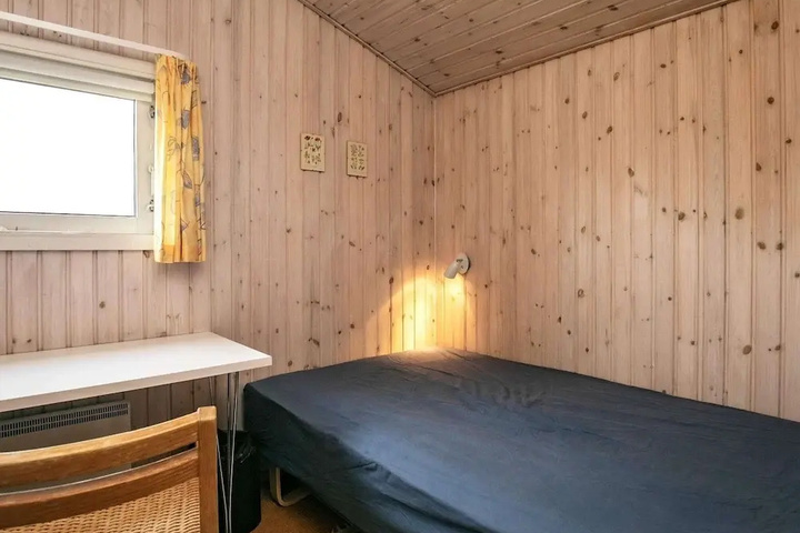 Room 3 of 13