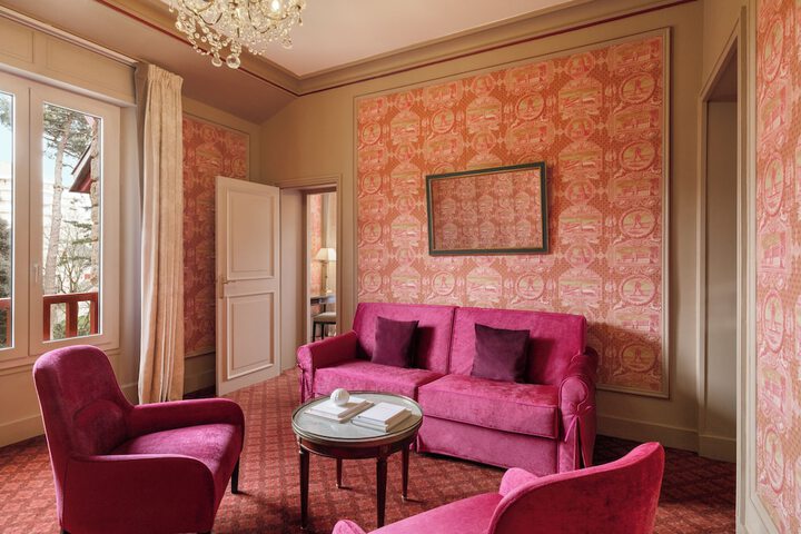 Room 13 of 31