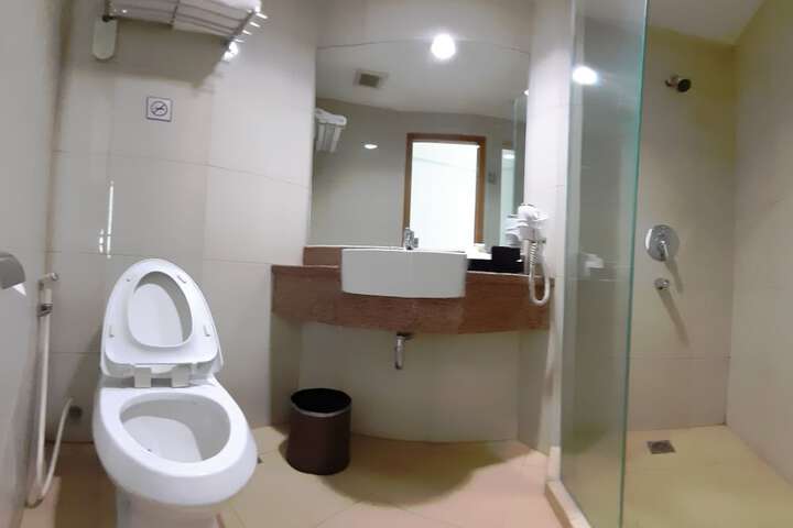 Room 29 of 54