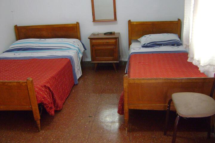 Room 4 of 46