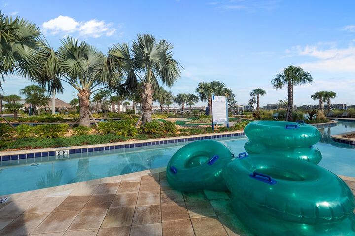 Pool 45 of 68
