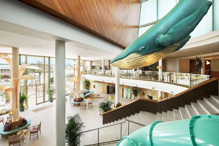 Hotel Lobby