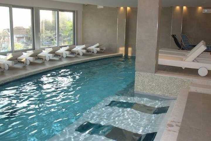 Pool 77 of 112