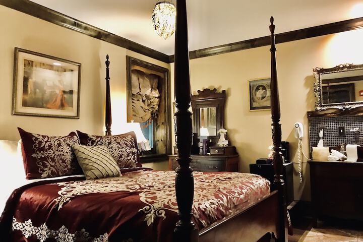 Room 44 of 95