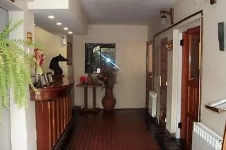 Room 16 of 29