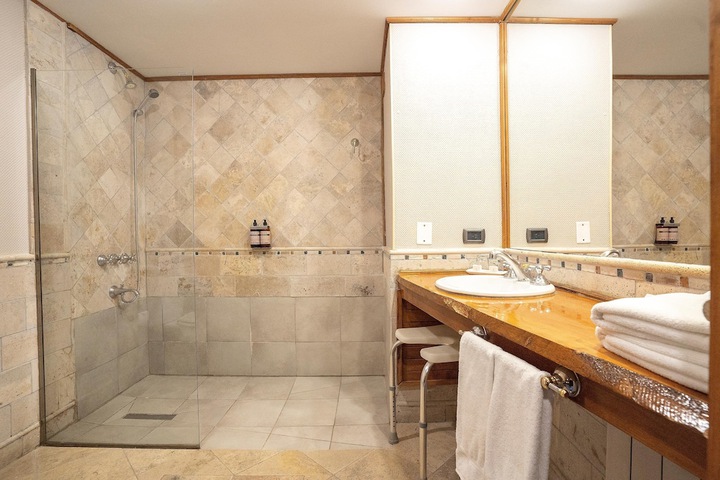 Clean Restrooms