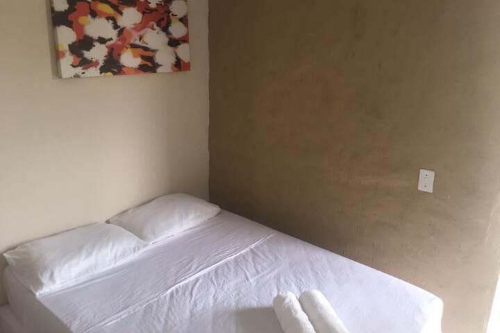 Room 7 of 28