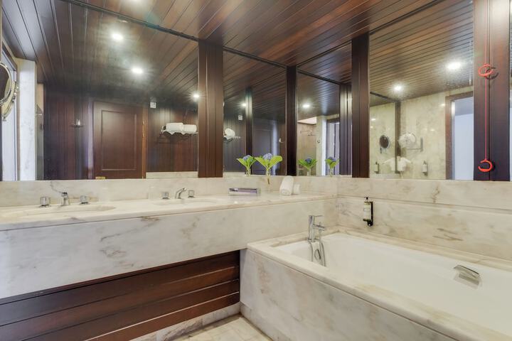 Bathroom Interior Photo