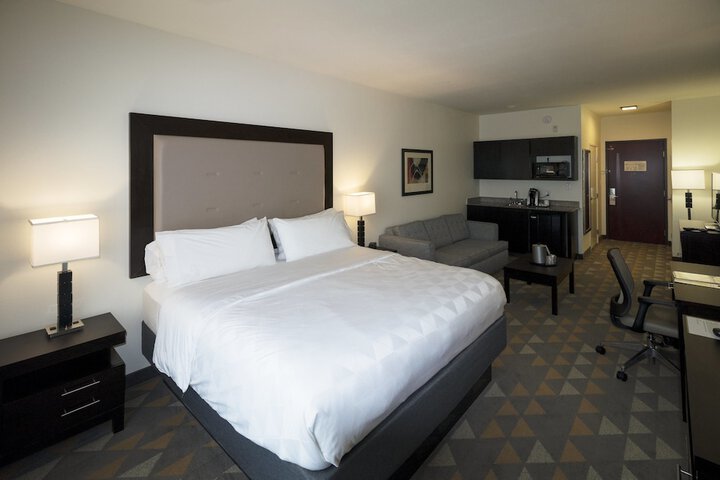 Room 2 of 55