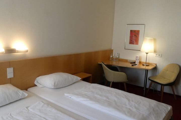 Room 18 of 45
