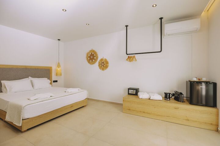 Room 30 of 100