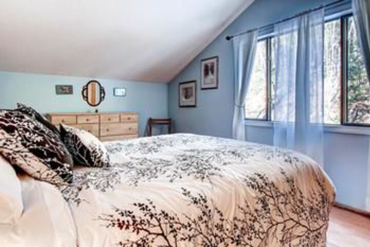 Room 15 of 28