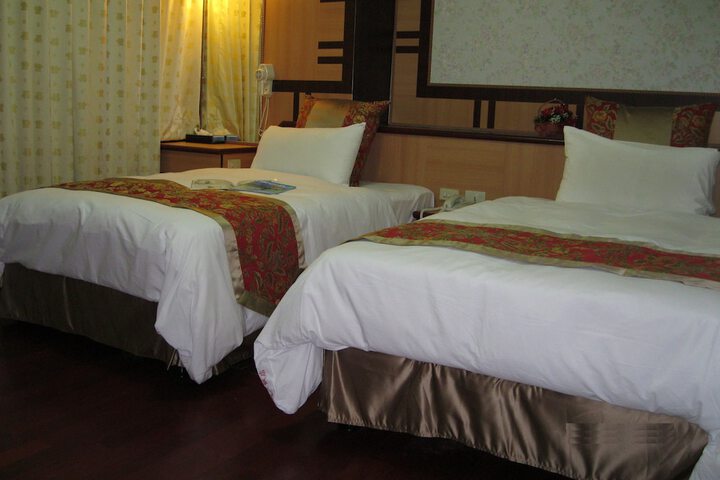 Room 22 of 36
