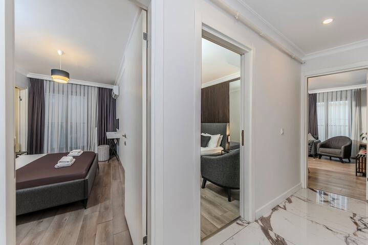 Room 43 of 125
