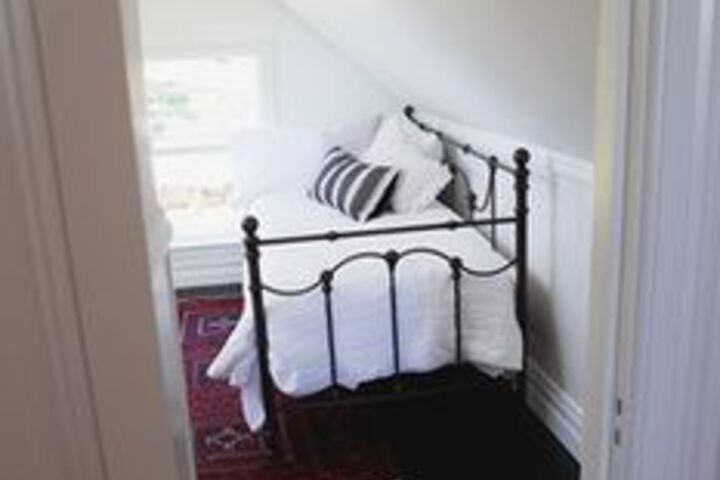Room 18 of 30