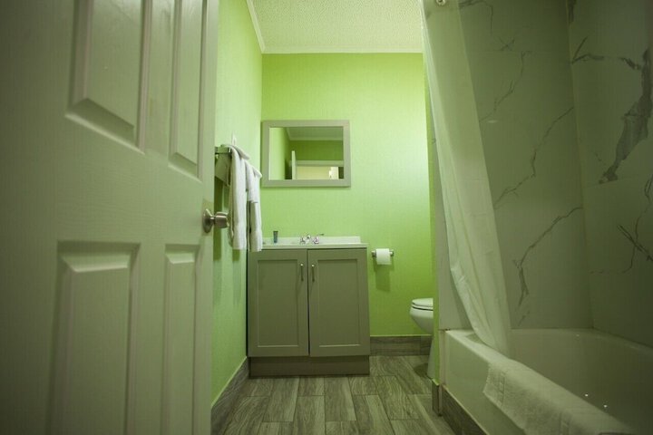 Room 12 of 13