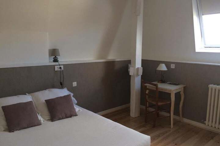 Room 15 of 59