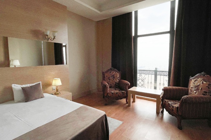 Room 20 of 30