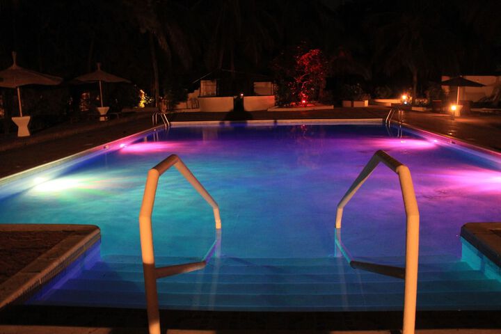 Pool 63 of 100
