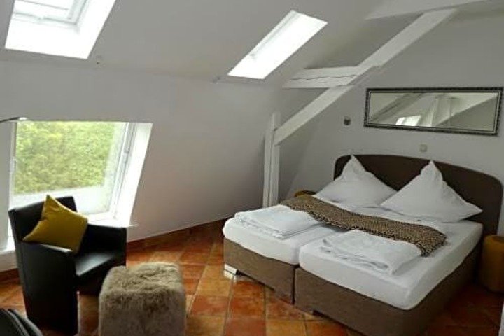 HOTEL MITTE ALTE SUESSWARENFABRIK