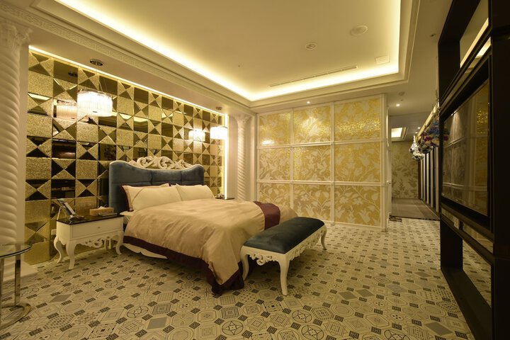 Room 87 of 113