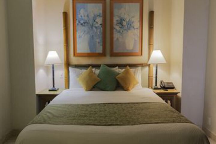 Room 12 of 38