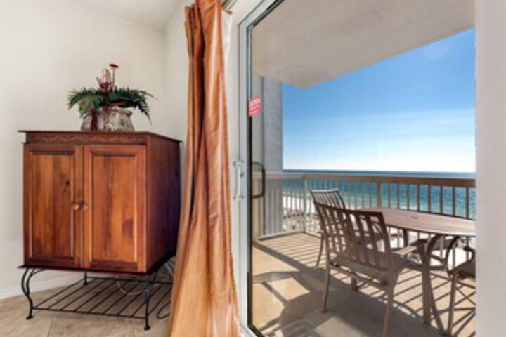Terrace/Patio 7 of 200
