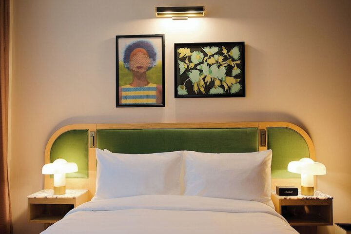 Room 26 of 72