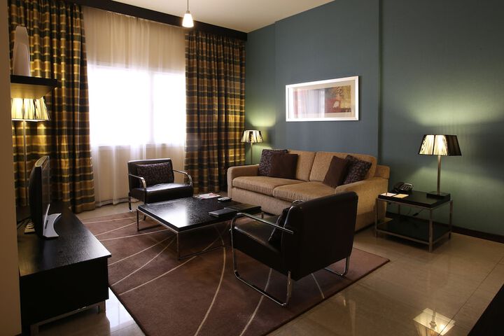 Room 11 of 44