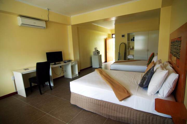 Room 3 of 29