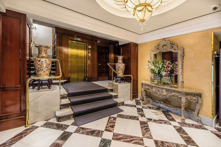 Lobby Photos