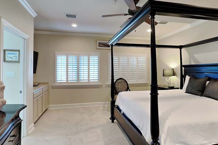 Room 6 of 48