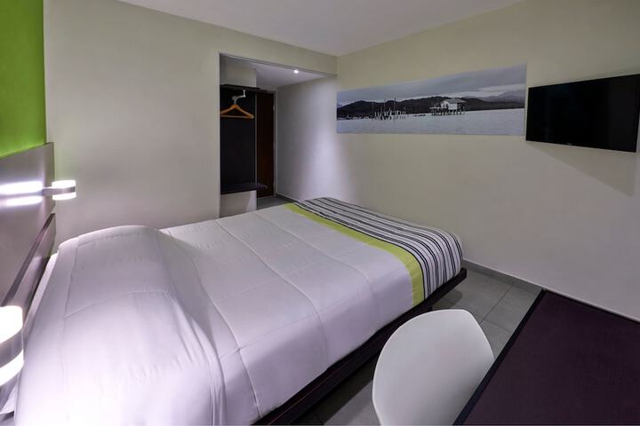 Room 13 of 50