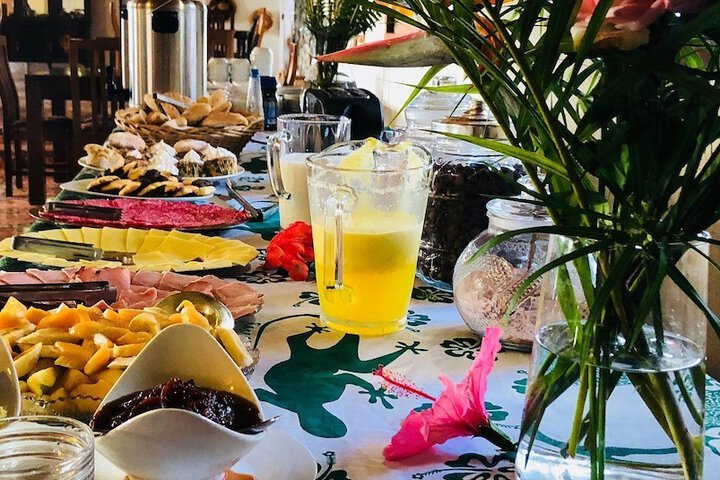 Breakfast/Coffee Service 16 of 27