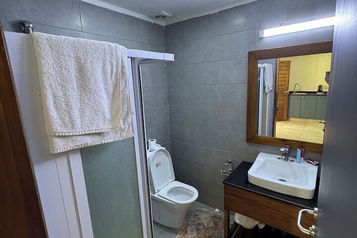 Room 53 of 84