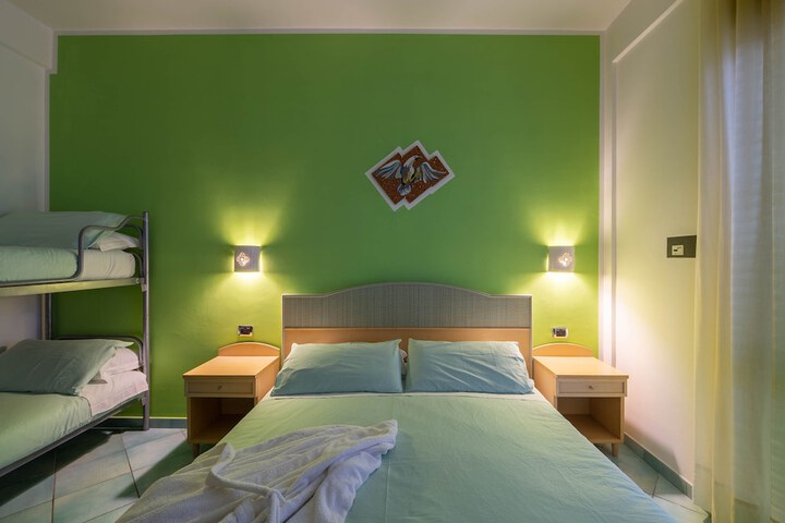 Room 14 of 57