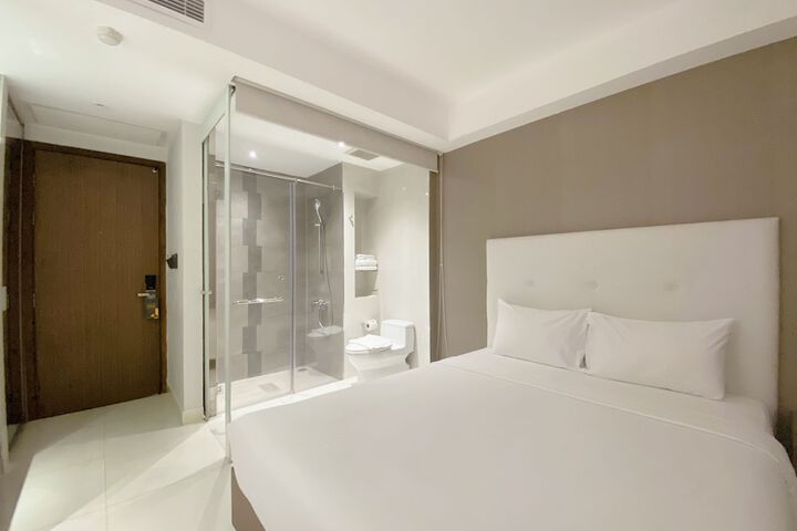Room 10 of 47