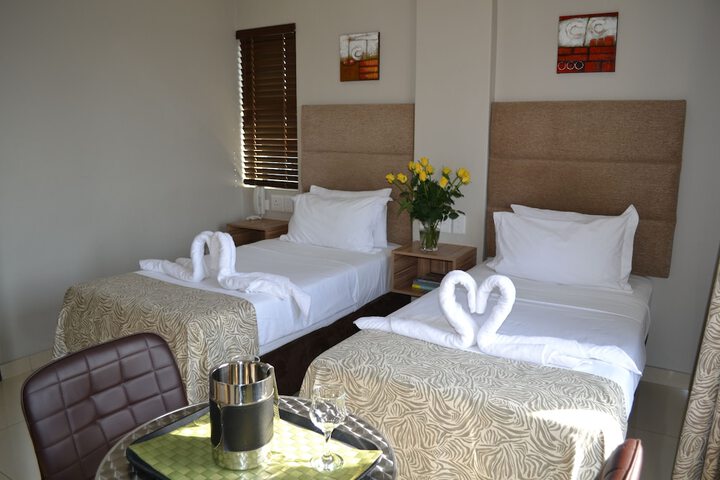 Room 13 of 29