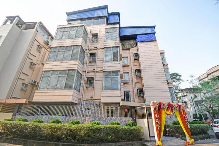 Townhouse The Platinum