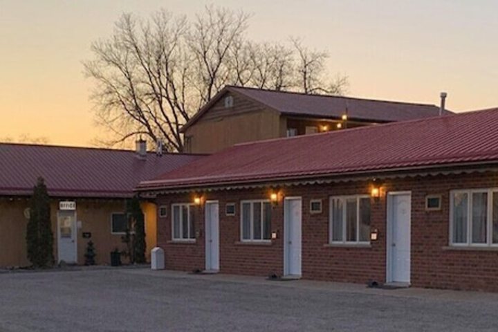 Hawberry Motel