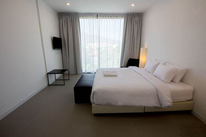 Room 6 of 61