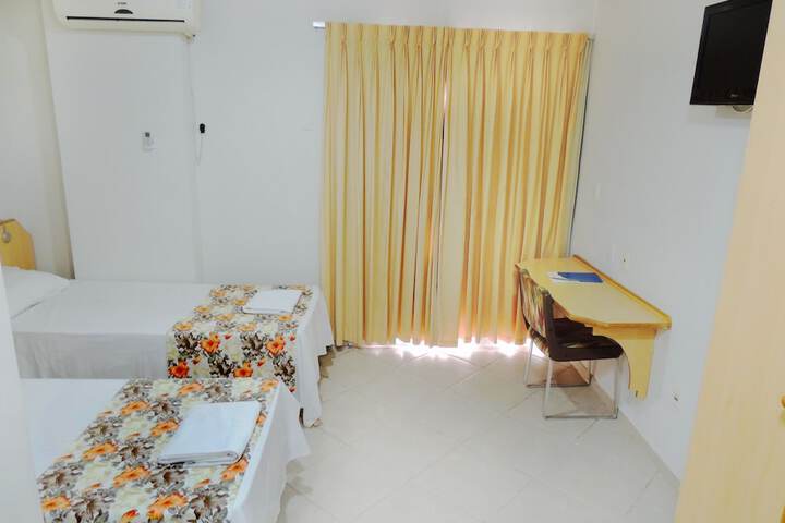 Room 7 of 10