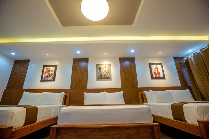 Room 27 of 72