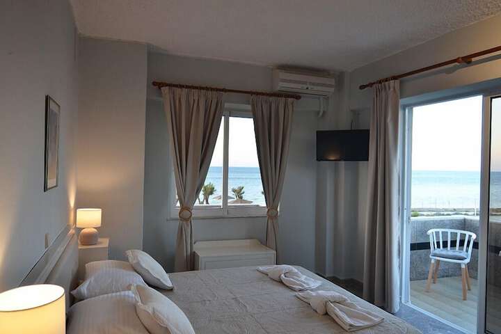Room 3 of 24