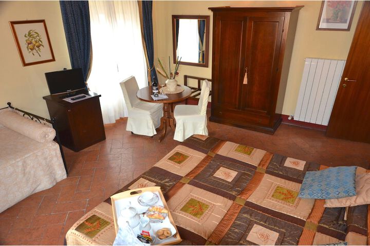 Room 3 of 29