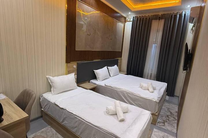 Room 7 of 21