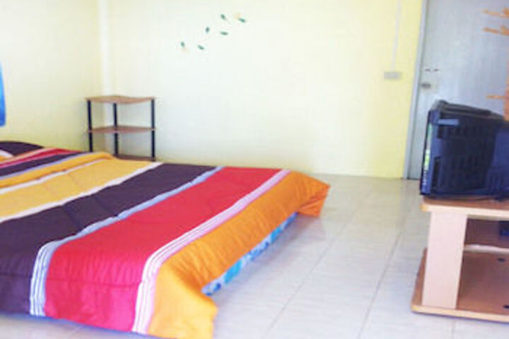 Room 7 of 10