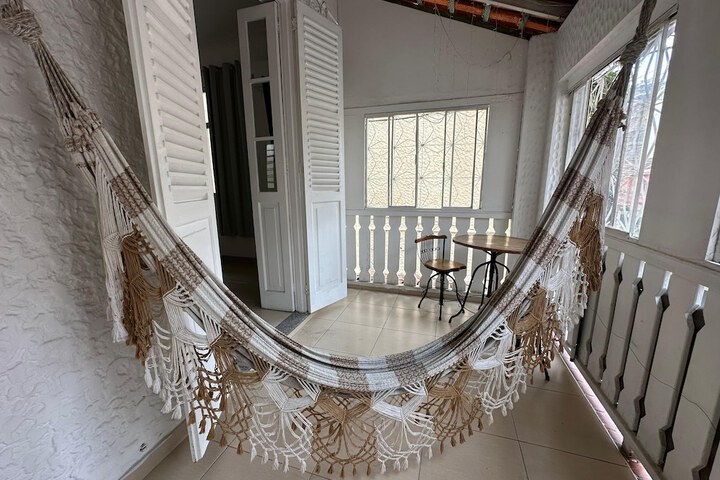 Room 40 of 77