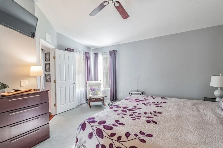 Room 6 of 22